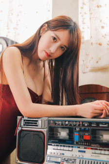 客厅乱H伦亲女小说